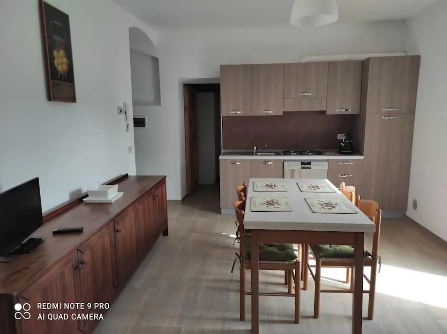 Chilometro 29 Terra Apartman Dervio